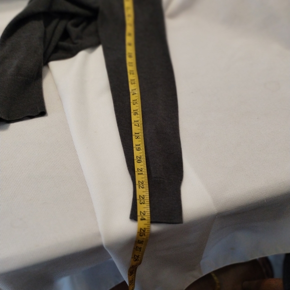 Volcom cardigan SZ: medium - Picture 10 of 10